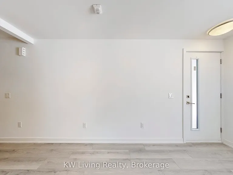 3079 Pharmacy Ave #22 — Photo 15