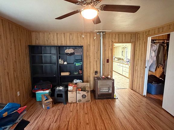 4th image of 457 E Galloway Ave