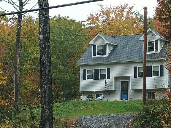 3rd image of 76 Mountain Rd