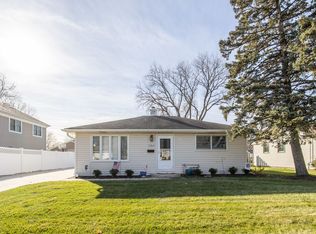 2303 Park St, Rolling Meadows, IL 60008