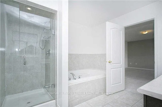 1719 Gower Dr — Photo 6