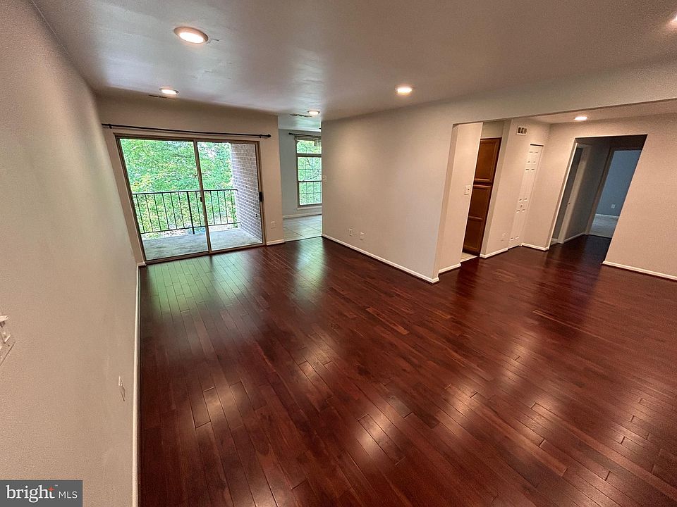 1st image of 3314 Woodburn Village Dr APT 31