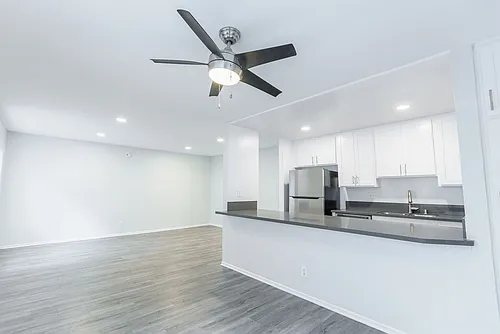 Floor plan 204
