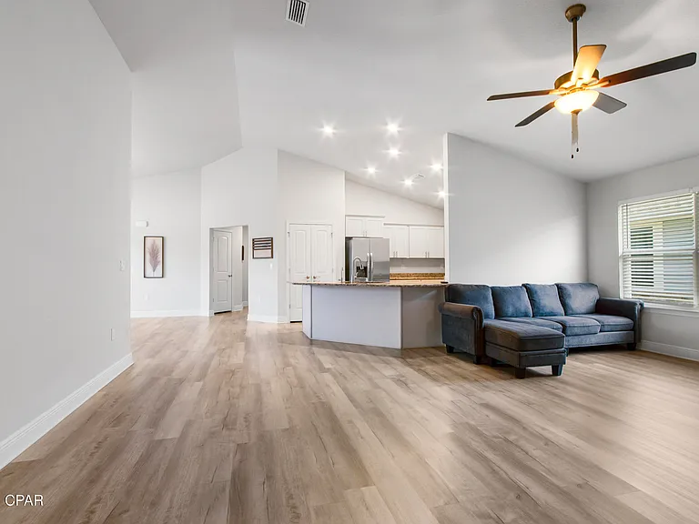 11528 Poston Rd — Photo 9