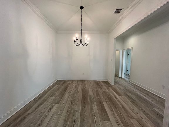 2nd image of 3409 Woods Rd