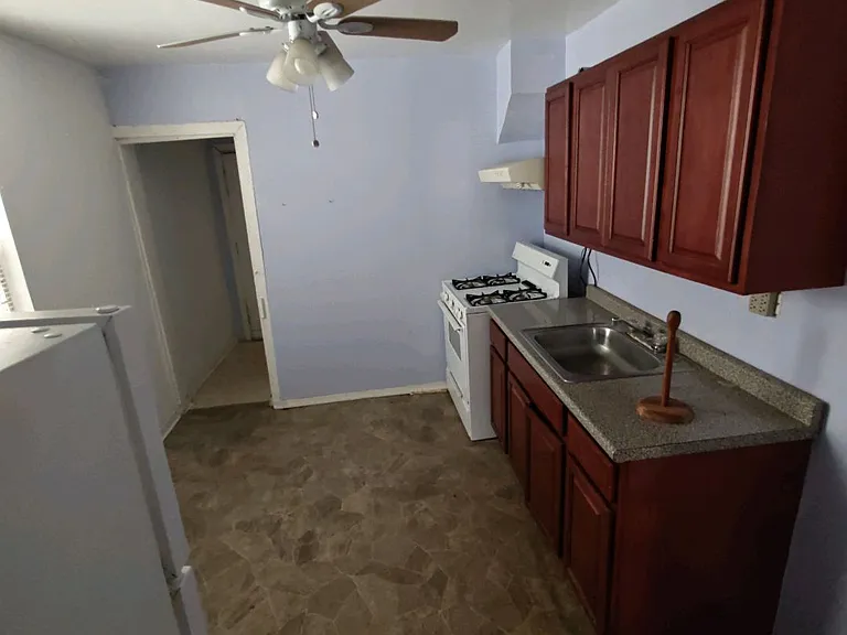 1163 S Cleveland St #A — Photo 13