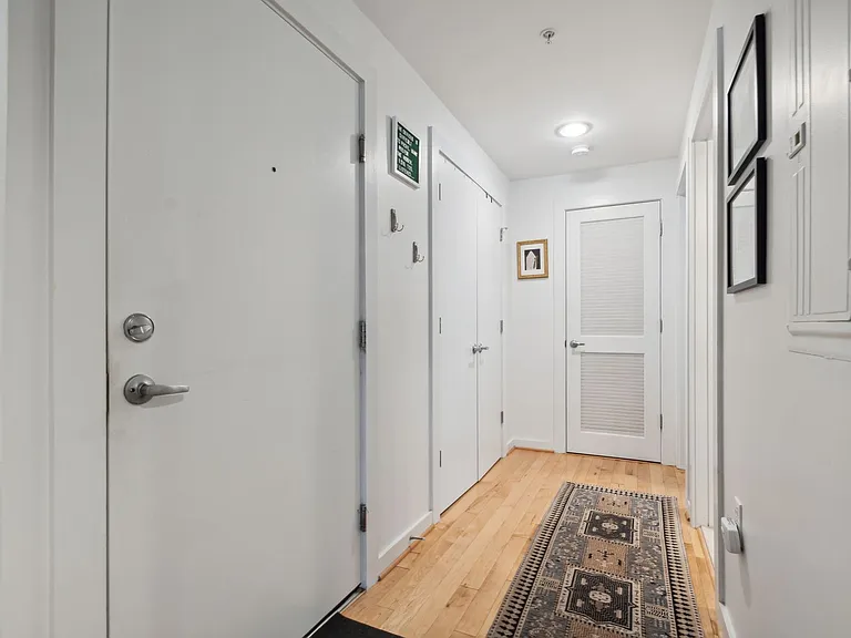 732 Lamont St NW #202 — Photo 10