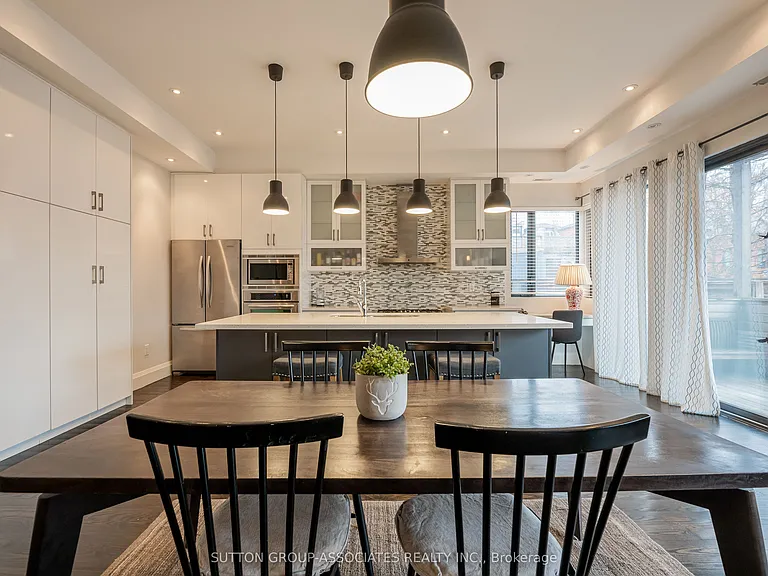 608 Spadina Ave #1 — Photo 37