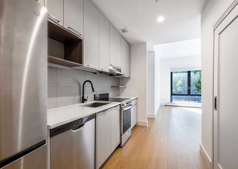 1st image of 176 Woodward Ave APT 230