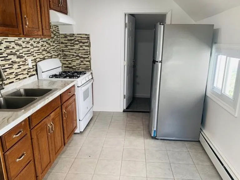 26 Maple Ave #2 — Photo 7