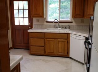 3915 Lakeview Dr, Ione, CA