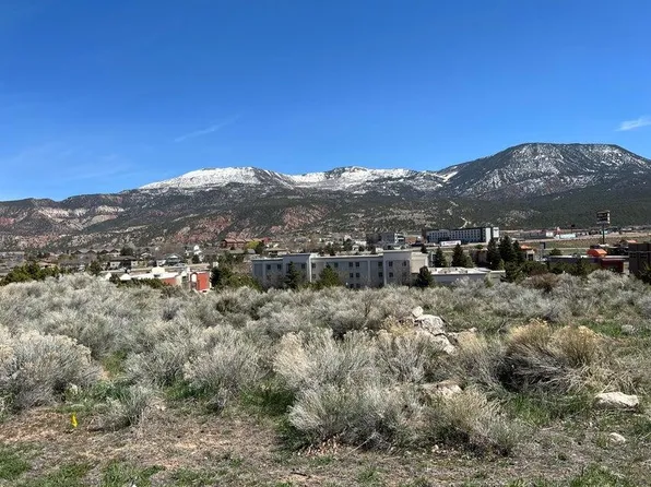 82 S Ridge Rd, Cedar City, UT 84720