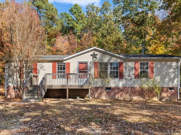 142 Almond Ct, Bracey, VA 23919