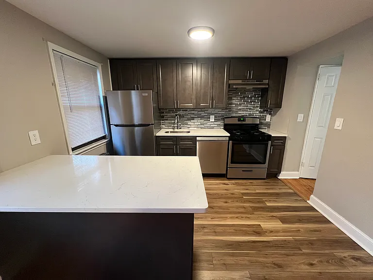 5 Arcadia Rd — Photo 2