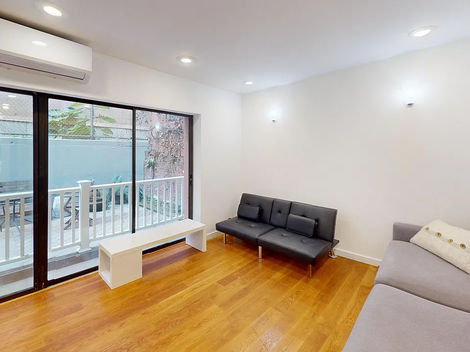 349 W 53rd St #1