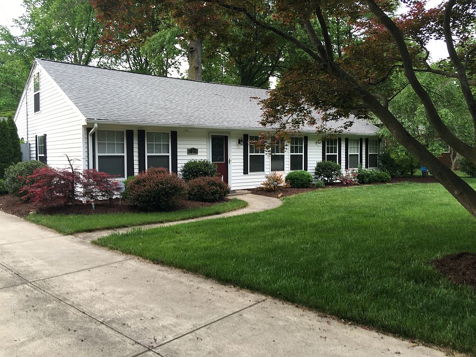 1st image of 26238 Hilliard Blvd
