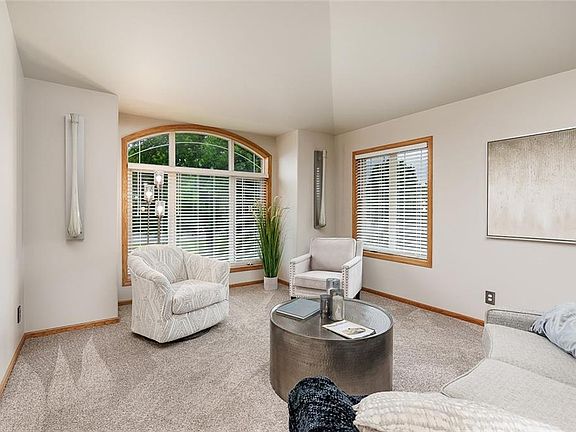 3rd image of 3426 Clearwater Dr