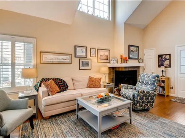 6775 S Ivy St APT B7, Centennial, CO 80112
