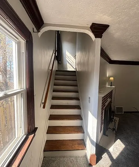 11119 Forest Ave #2 — Photo 4