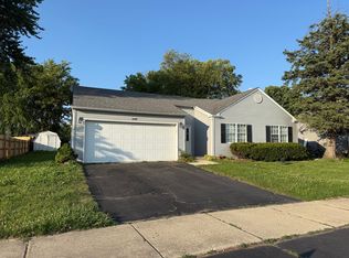 1235 Long Grove Dr, Aurora, IL 60504