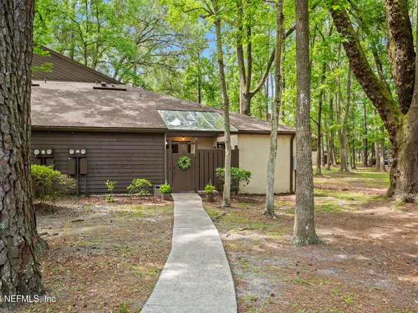 10430 BIGTREE Circle E, Jacksonville, FL 32257