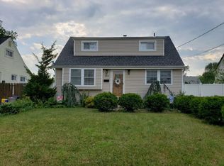 293 Sunset Ave, Old Bridge, NJ 08857