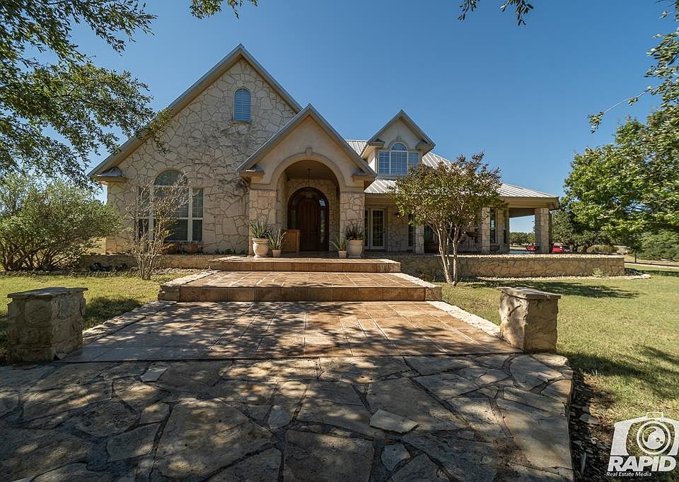 1st image of 6237 Green Oaks Dr