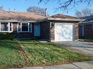 175 Paramount Dr, Wood Dale, IL 60191