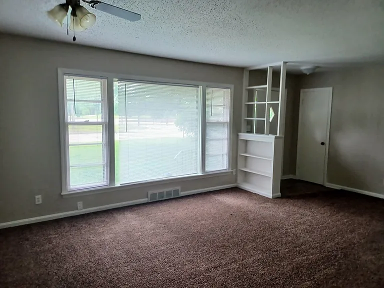1111 N Roosevelt St — Photo 3