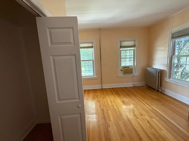 153 W Union Ave #1 — Photo 3