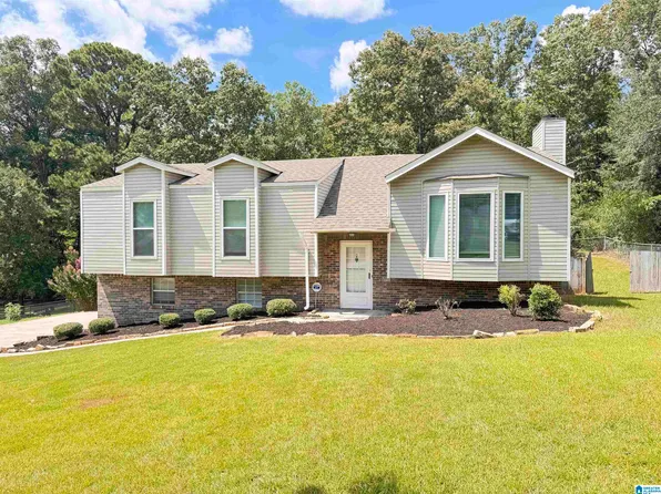 329 Willow Glen Ct, Alabaster, AL 35007