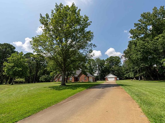 4th image of 511 Trailridge Cir
