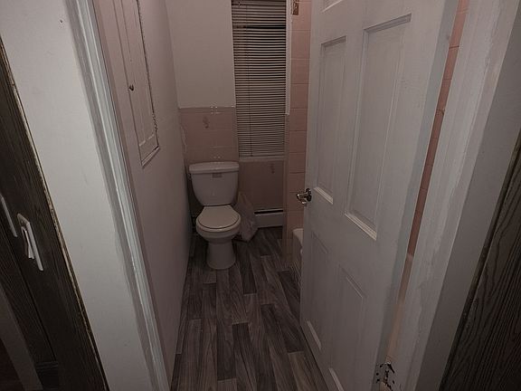 3rd image of 62 Garfield Ave