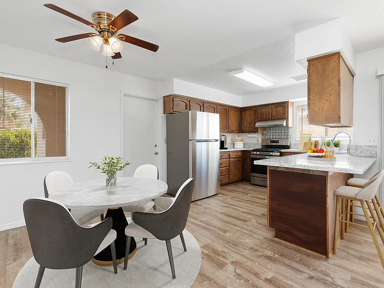 732 W Alene Ave — Photo 6