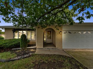 15501 Ridgeland Ave, Oak Forest, IL 60452