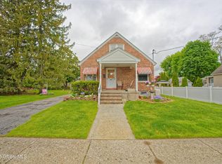 250 13th St, Schenectady, NY 12306