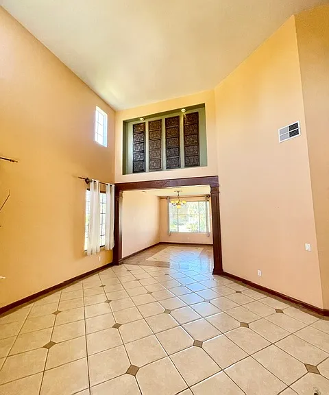 33032 Sotelo Dr — Photo 2