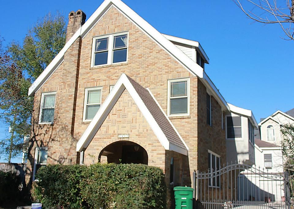 1st image of 2415 Binz St