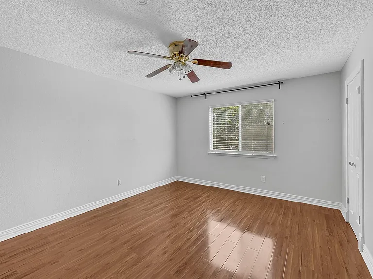 5134 Smokey River Dr — Photo 8