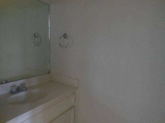 4th image of 1005 E Westway Ave APT C3
