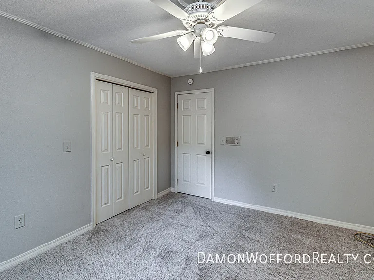 1435 Roxbury Ct — Photo 44