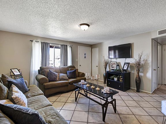 5th image of 6935 W Palm Ln
