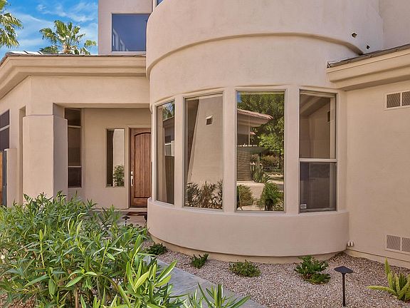 3rd image of 7305 E Del Acero Dr