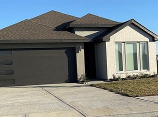 7315 Lakeway Bluff Ln, Richmond, TX 77407
