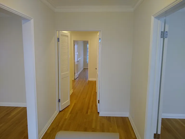 1228 S Longwood Ave #1228 — Photo 21