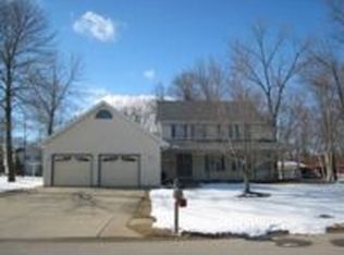 204 Woodland Ter, Catlin, IL 61817