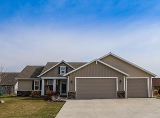 4873 W Jack Pine Ct, Appleton, WI 54913