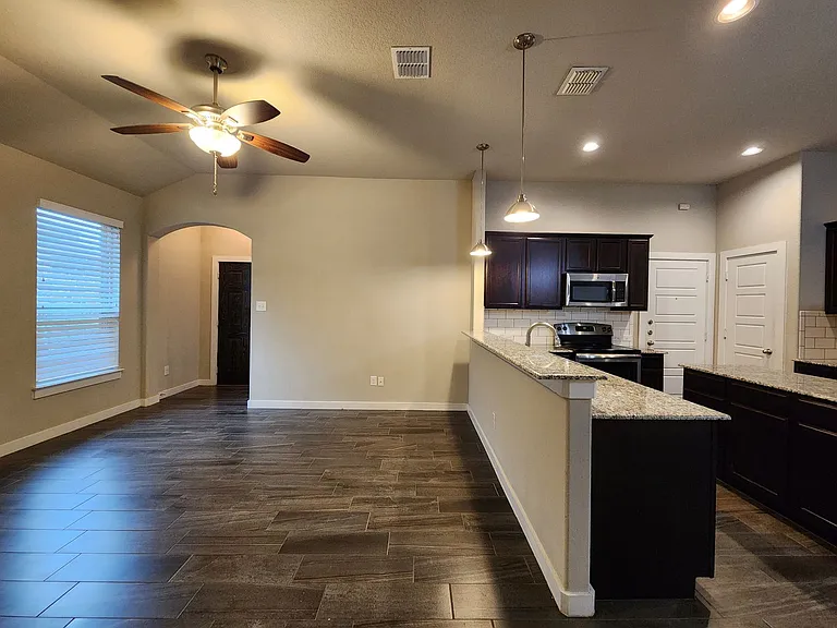 506 Creekside Frst — Photo 5