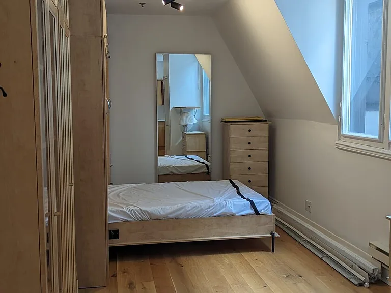 73 Richmond St W #401 — Photo 8