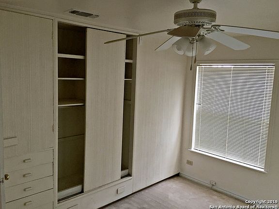 5th image of 221 Readwell Dr